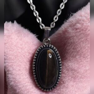 Tigers EYE Elegant Silver Pendant Necklace